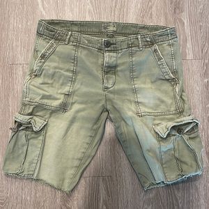 American Eagle Women’s Cargo Shorts